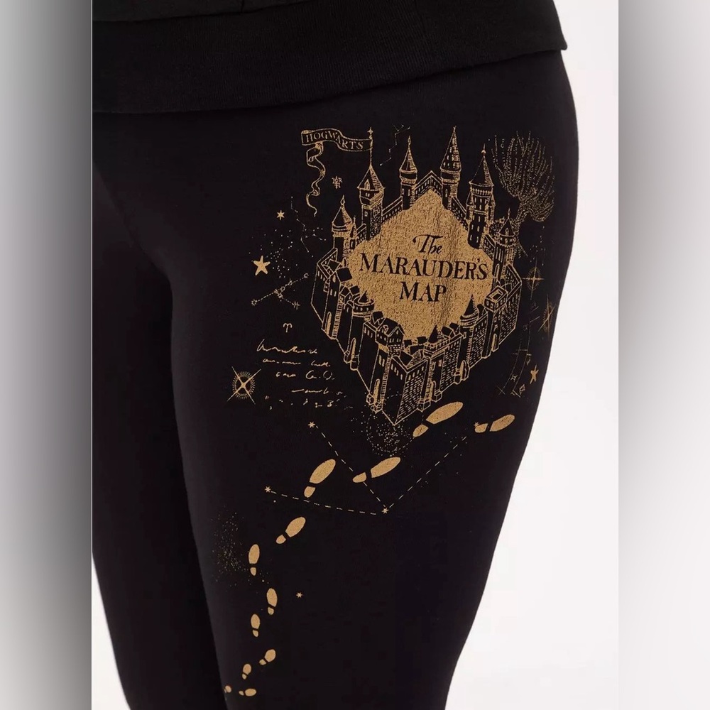 NWT Harry PotterXTorrid Marauders Map Cropped Leggings - Torrid Size 4 (26, 4X)